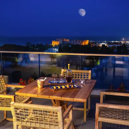 Choice 2 Live - Luxury Sea View Penthouse *